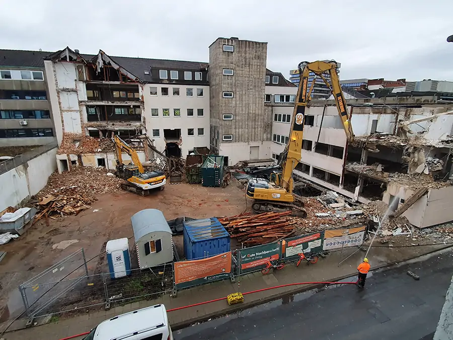Entkernung, Schadstoffsanierung, Abbruch - A&S Betondemontage GmbH