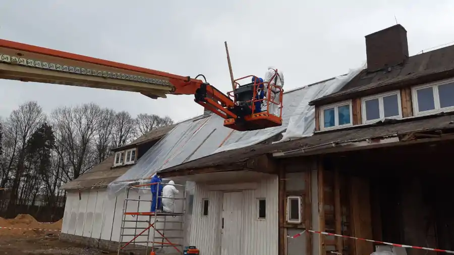 Dach Schadstoffsanierung - A&S Betondemontage GmbH