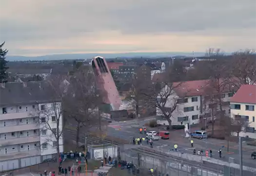 Sprengung Kirchturm Hannover - A&S Betondemontage GmbH